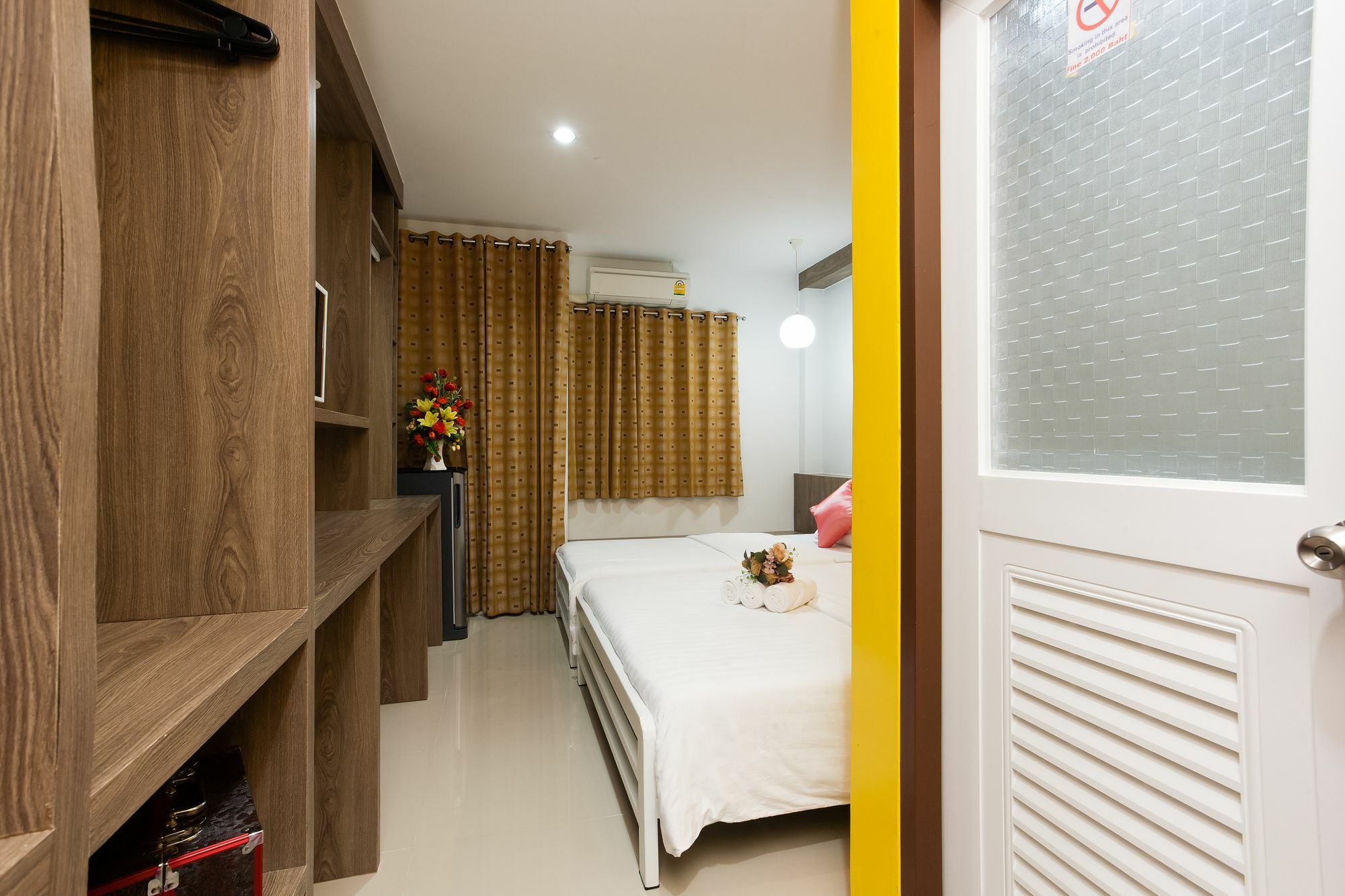 Le Clarita Aparthotel Bangkok Bagian luar foto